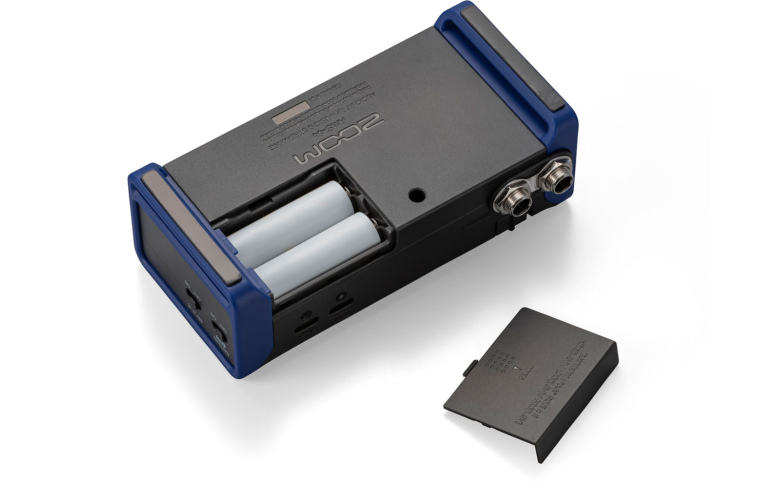 Zoom AMS-44