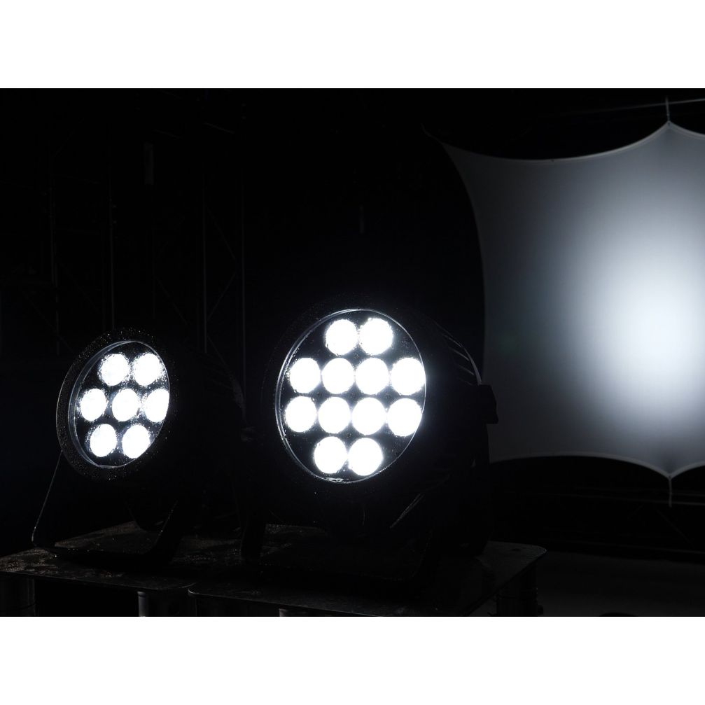 Eurolite LED IP PAR 7x8W QCL Spot