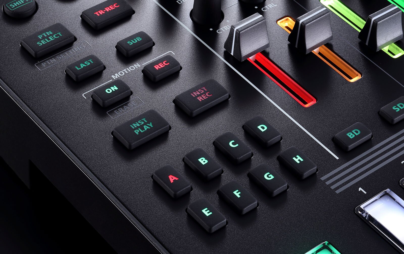 Roland AIRA TR-8S Rhythm Performer