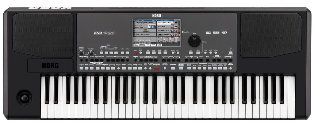 Korg PA 600