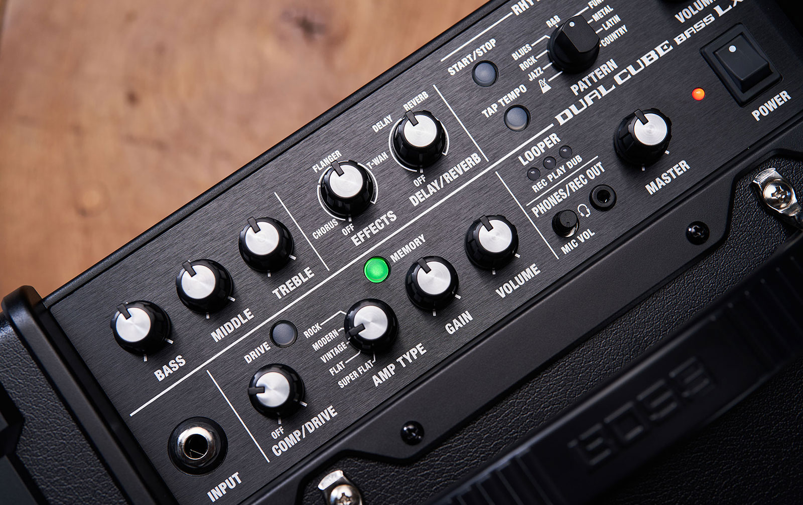 Boss Dual Cube Bass LX Bassverstärker