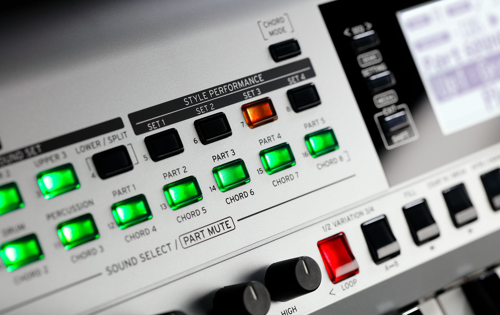 Korg i3 Workstation mit 61 Tasten, silber