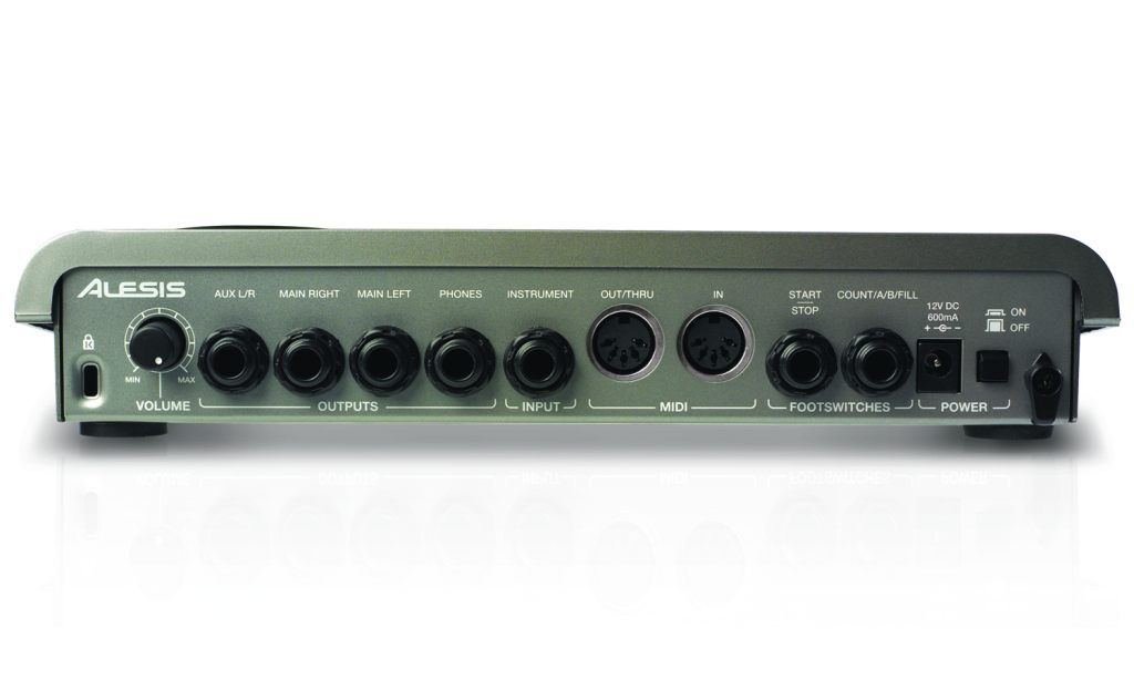 Alesis SR 18