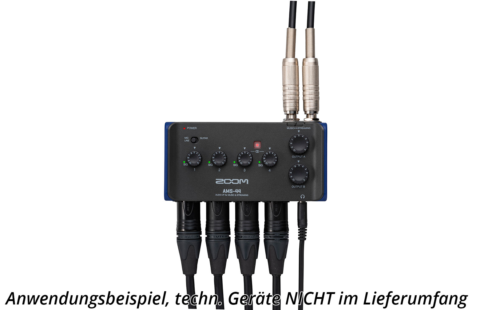 Zoom AMS-44