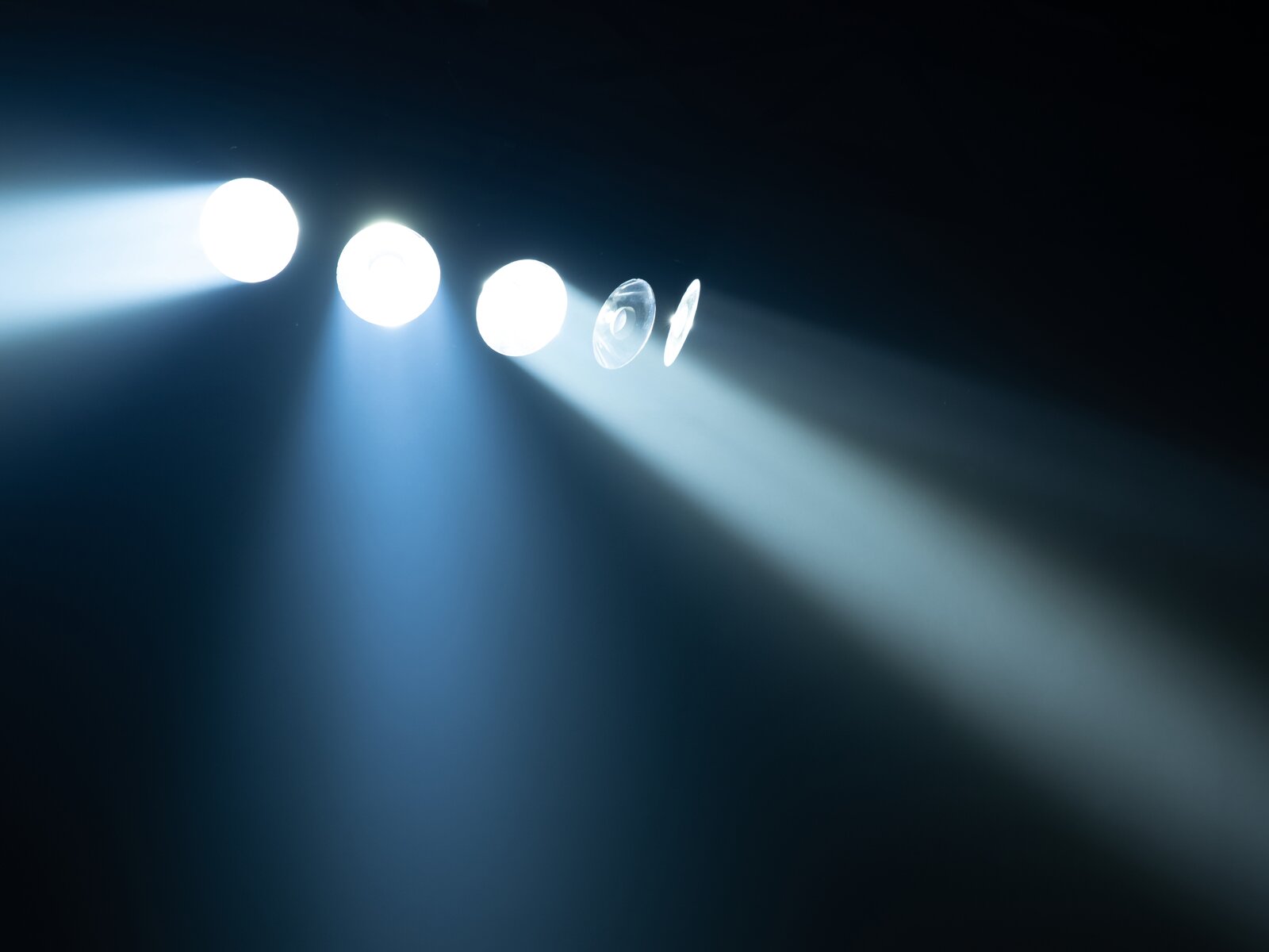 Eurolite LED SCY-500 CW Strahleneffekt