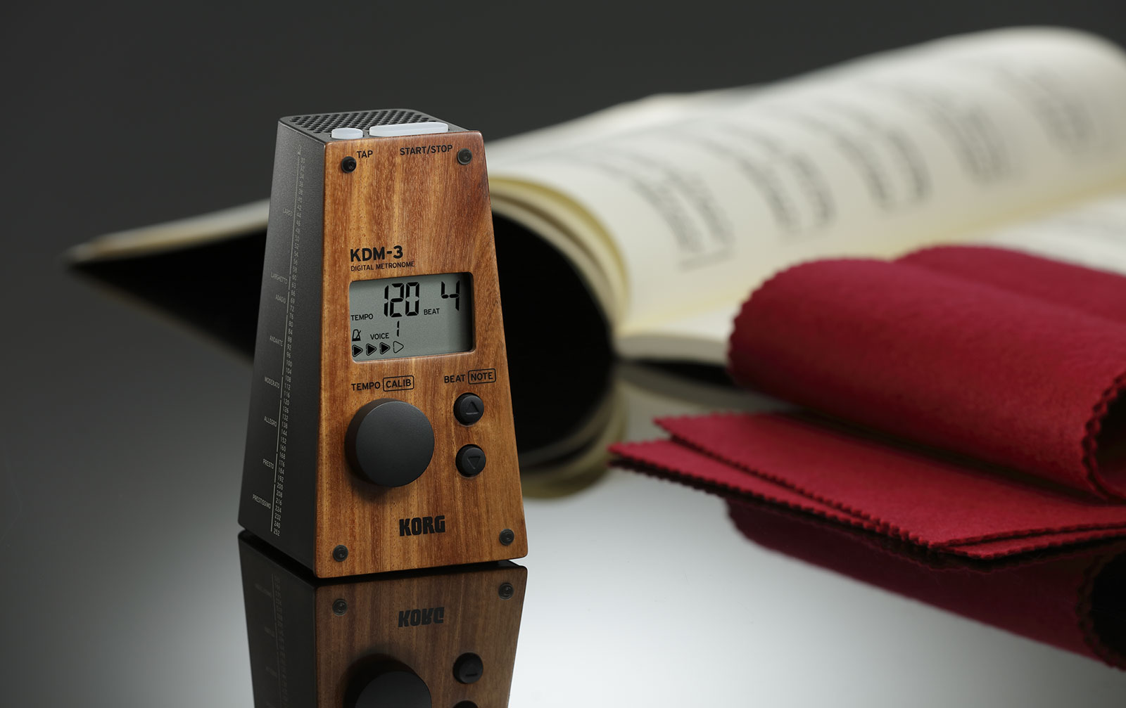 Korg KDM-3 WBK Metronom, Holzeffekt Lackierung