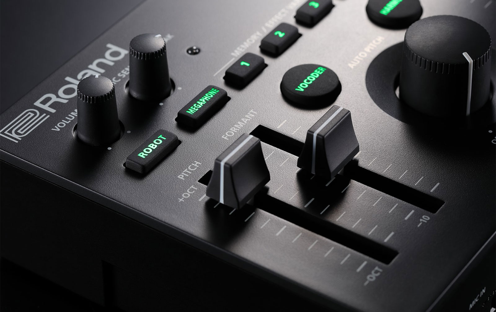 Roland AIRA VT-4 Voice Transformer