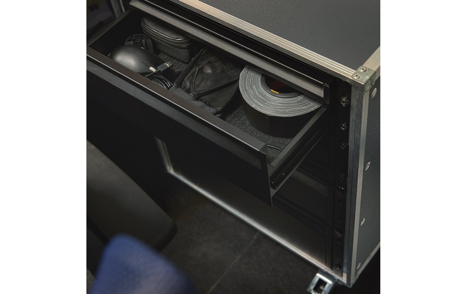 Adam Hall 19" Parts RACK DRAWER 03 DOUBLE ERGO Doppelschublade