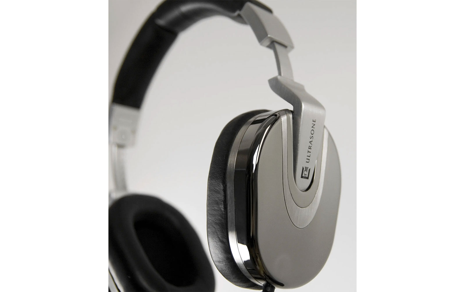 Ultrasone Edition 8