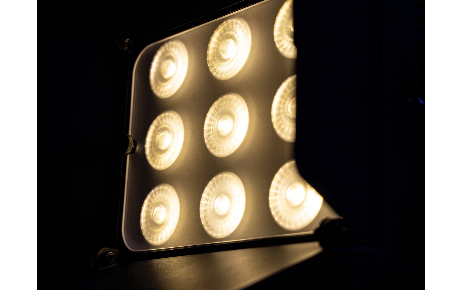 Eurolite LED CLS-9 QCL RGB/WW 9x7W