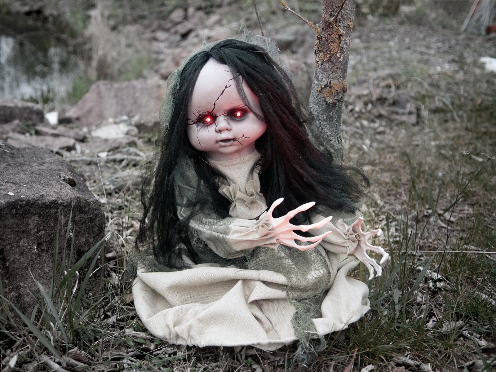 Europalms Halloween Tanzende Geisterpuppe, 46cm