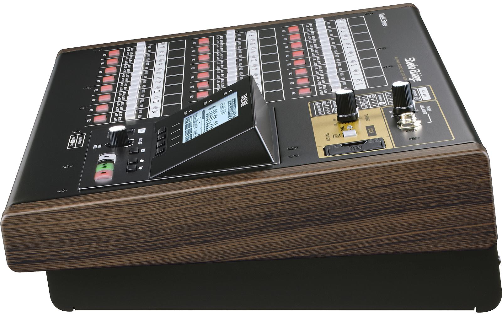 Tascam Studio Bridge - 24-Spur Recorder und Audiointerface