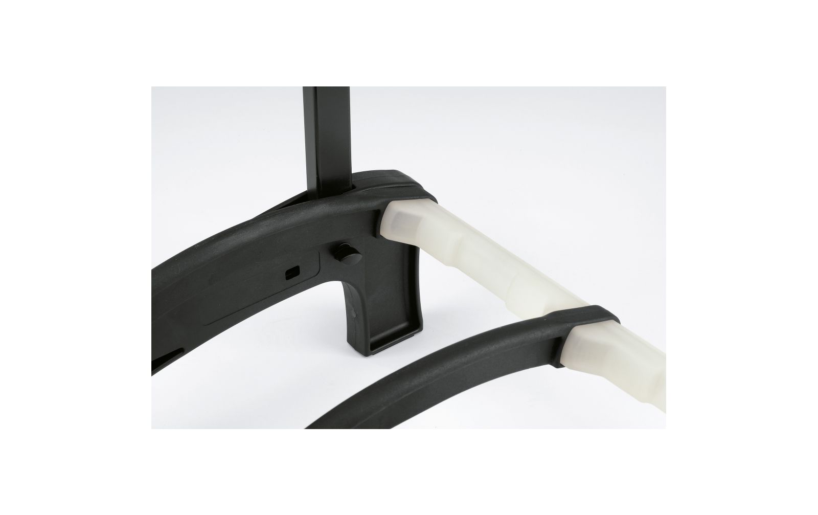 K&M 17515 5-fach Gitarrenständer Guardian 5, schwarz mit transluzenten Elementen