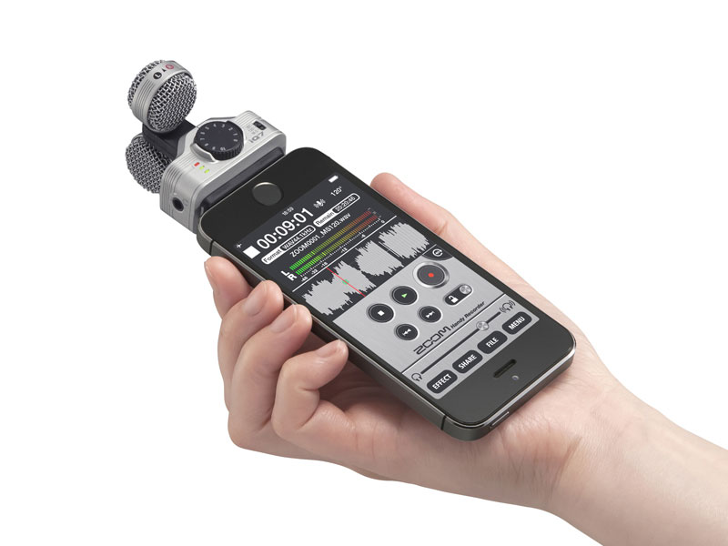 Zoom iQ7