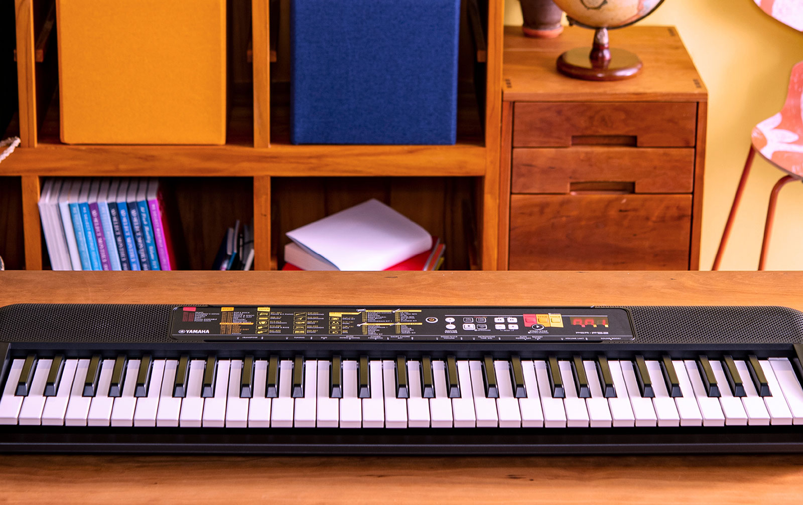 Yamaha PSR-F52