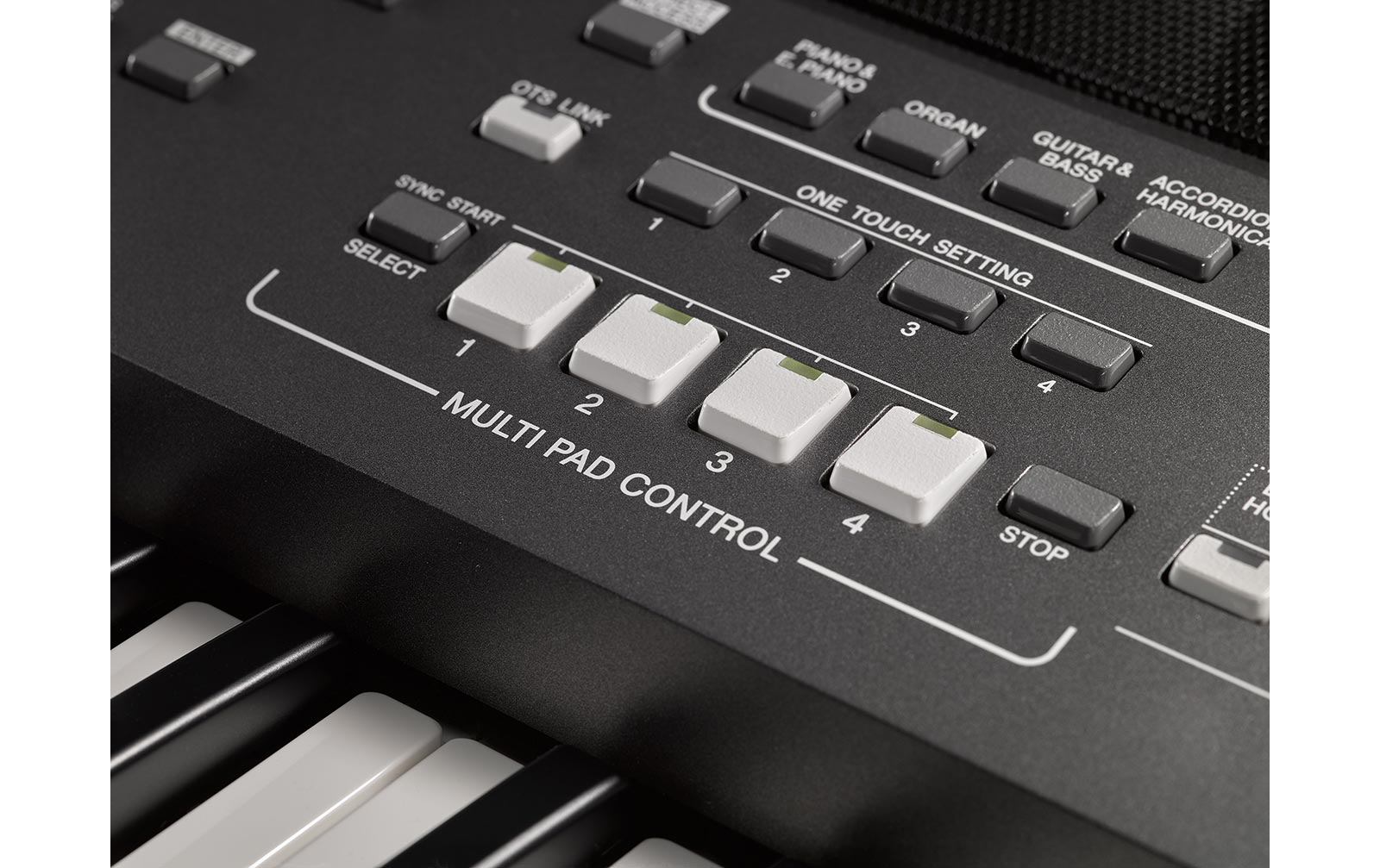 Yamaha PSR S670