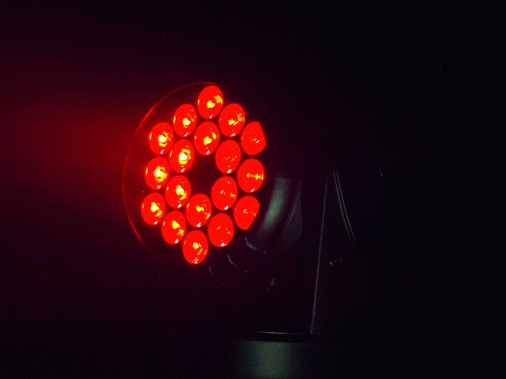 Eurolite LED TMH-7 Moving-Head Wash