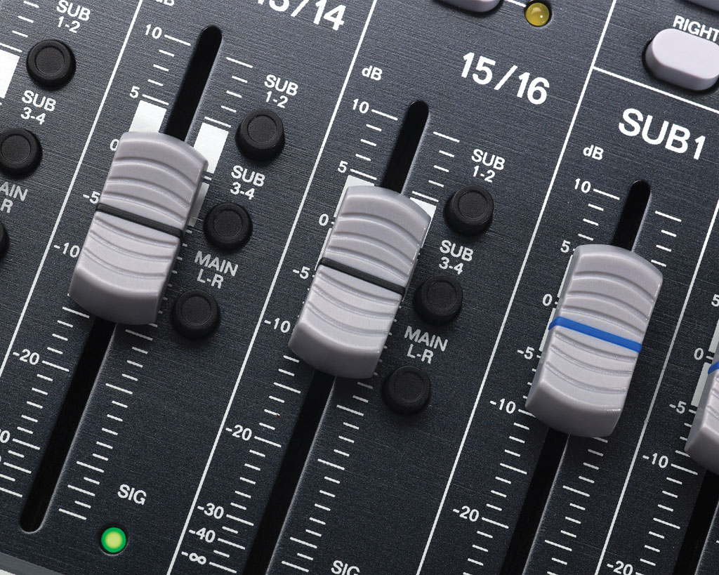 Alto Live 1202