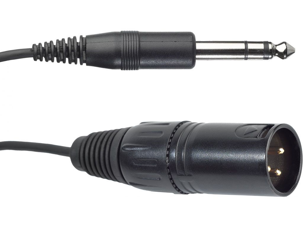 AKG MK HS STUDIO D