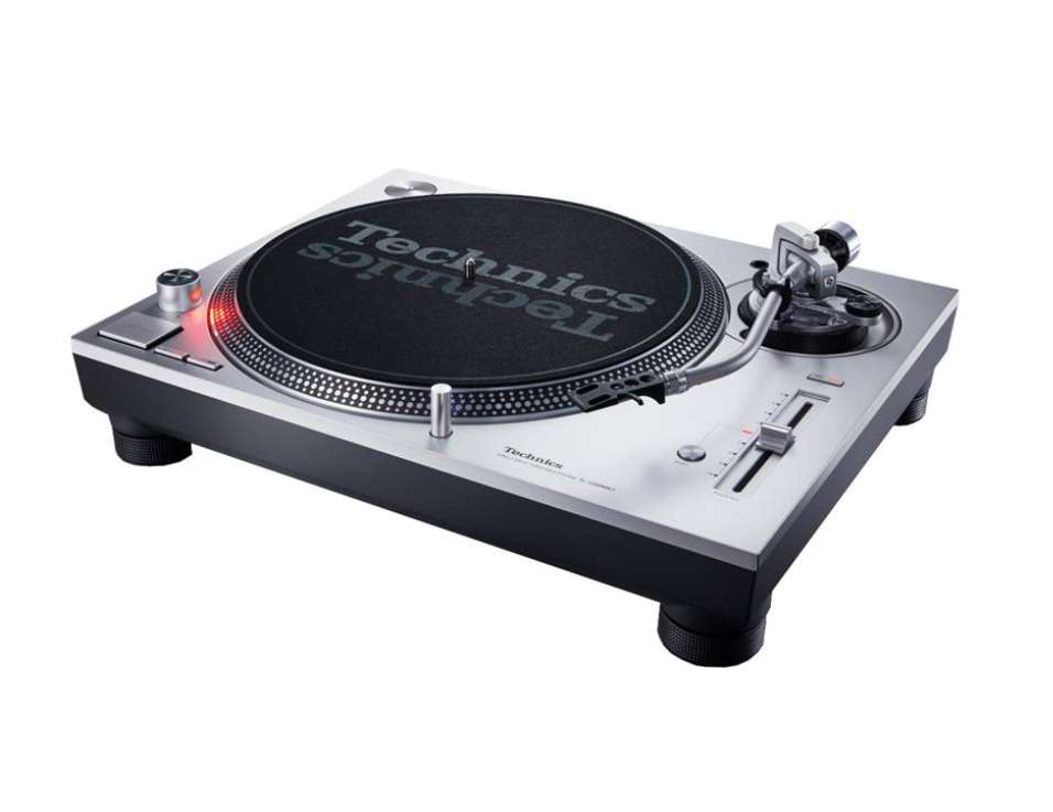 Technics SL-1200 MK7 silber