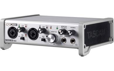 Tascam Series 102i